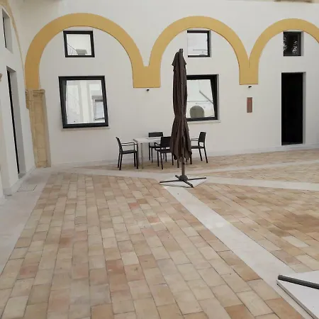 شقة Chiostro Di S. Antonio مارسالا